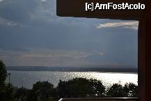 [P14] Privelistea de pe balcon, din partea dreapta. Balconul era perpendicular pe linia tarmului/soselei » foto by MCM
 - 
<span class="allrVoted glyphicon glyphicon-heart hidden" id="av333892"></span>
<a class="m-l-10 hidden" id="sv333892" onclick="voting_Foto_DelVot(,333892,775)" role="button">șterge vot <span class="glyphicon glyphicon-remove"></span></a>
<a id="v9333892" class=" c-red"  onclick="voting_Foto_SetVot(333892)" role="button"><span class="glyphicon glyphicon-heart-empty"></span> <b>LIKE</b> = Votează poza</a> <img class="hidden"  id="f333892W9" src="/imagini/loader.gif" border="0" /><span class="AjErrMes hidden" id="e333892ErM"></span>