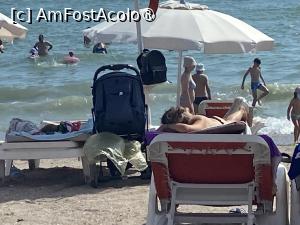 [P40] Hotel Majestic Mamaia - la plajă » foto by nicole33
 - 
<span class="allrVoted glyphicon glyphicon-heart hidden" id="av1511835"></span>
<a class="m-l-10 hidden" id="sv1511835" onclick="voting_Foto_DelVot(,1511835,782)" role="button">șterge vot <span class="glyphicon glyphicon-remove"></span></a>
<a id="v91511835" class=" c-red"  onclick="voting_Foto_SetVot(1511835)" role="button"><span class="glyphicon glyphicon-heart-empty"></span> <b>LIKE</b> = Votează poza</a> <img class="hidden"  id="f1511835W9" src="/imagini/loader.gif" border="0" /><span class="AjErrMes hidden" id="e1511835ErM"></span>