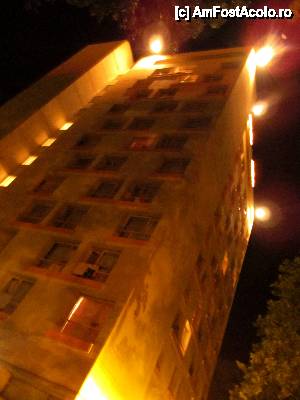 [P02] Viziune artistica nocturna la H. Unirea.  » foto by Neptunus
 - 
<span class="allrVoted glyphicon glyphicon-heart hidden" id="av463782"></span>
<a class="m-l-10 hidden" id="sv463782" onclick="voting_Foto_DelVot(,463782,789)" role="button">șterge vot <span class="glyphicon glyphicon-remove"></span></a>
<a id="v9463782" class=" c-red"  onclick="voting_Foto_SetVot(463782)" role="button"><span class="glyphicon glyphicon-heart-empty"></span> <b>LIKE</b> = Votează poza</a> <img class="hidden"  id="f463782W9" src="/imagini/loader.gif" border="0" /><span class="AjErrMes hidden" id="e463782ErM"></span>
