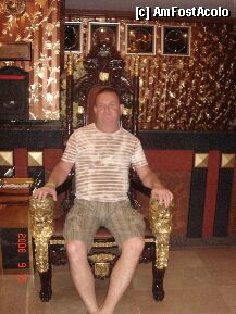 [P5x] scaun de rege.veronica » foto by samyrutza
 - 
<span class="allrVoted glyphicon glyphicon-heart hidden" id="av7179"></span>
<a class="m-l-10 hidden" id="sv7179" onclick="voting_Foto_DelVot(,7179,8)" role="button">șterge vot <span class="glyphicon glyphicon-remove"></span></a>
<a id="v97179" class=" c-red"  onclick="voting_Foto_SetVot(7179)" role="button"><span class="glyphicon glyphicon-heart-empty"></span> <b>LIKE</b> = Votează poza</a> <img class="hidden"  id="f7179W9" src="/imagini/loader.gif" border="0" /><span class="AjErrMes hidden" id="e7179ErM"></span>