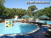 [P01] piscina pt copii cu cele 2 topogane » foto by bv_sorri
 - 
<span class="allrVoted glyphicon glyphicon-heart hidden" id="av190841"></span>
<a class="m-l-10 hidden" id="sv190841" onclick="voting_Foto_DelVot(,190841,81)" role="button">șterge vot <span class="glyphicon glyphicon-remove"></span></a>
<a id="v9190841" class=" c-red"  onclick="voting_Foto_SetVot(190841)" role="button"><span class="glyphicon glyphicon-heart-empty"></span> <b>LIKE</b> = Votează poza</a> <img class="hidden"  id="f190841W9" src="/imagini/loader.gif" border="0" /><span class="AjErrMes hidden" id="e190841ErM"></span>