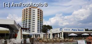 [P01] Mera Resort Venus - Corpul Mera Sky văzut dinspre piscină » foto by nicole33
 - 
<span class="allrVoted glyphicon glyphicon-heart hidden" id="av1529417"></span>
<a class="m-l-10 hidden" id="sv1529417" onclick="voting_Foto_DelVot(,1529417,846)" role="button">șterge vot <span class="glyphicon glyphicon-remove"></span></a>
<a id="v91529417" class=" c-red"  onclick="voting_Foto_SetVot(1529417)" role="button"><span class="glyphicon glyphicon-heart-empty"></span> <b>LIKE</b> = Votează poza</a> <img class="hidden"  id="f1529417W9" src="/imagini/loader.gif" border="0" /><span class="AjErrMes hidden" id="e1529417ErM"></span>