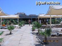 [P07] Barul de pe plaja (in partea dreapta) si restaurantul de pe plaja. » foto by Gealy
 - 
<span class="allrVoted glyphicon glyphicon-heart hidden" id="av212089"></span>
<a class="m-l-10 hidden" id="sv212089" onclick="voting_Foto_DelVot(,212089,880)" role="button">șterge vot <span class="glyphicon glyphicon-remove"></span></a>
<a id="v9212089" class=" c-red"  onclick="voting_Foto_SetVot(212089)" role="button"><span class="glyphicon glyphicon-heart-empty"></span> <b>LIKE</b> = Votează poza</a> <img class="hidden"  id="f212089W9" src="/imagini/loader.gif" border="0" /><span class="AjErrMes hidden" id="e212089ErM"></span>