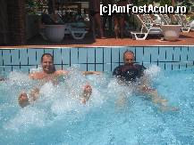 [P02] Adaland - piscina cu jakuzzi » foto by Horia
 - 
<span class="allrVoted glyphicon glyphicon-heart hidden" id="av140330"></span>
<a class="m-l-10 hidden" id="sv140330" onclick="voting_Foto_DelVot(,140330,897)" role="button">șterge vot <span class="glyphicon glyphicon-remove"></span></a>
<a id="v9140330" class=" c-red"  onclick="voting_Foto_SetVot(140330)" role="button"><span class="glyphicon glyphicon-heart-empty"></span> <b>LIKE</b> = Votează poza</a> <img class="hidden"  id="f140330W9" src="/imagini/loader.gif" border="0" /><span class="AjErrMes hidden" id="e140330ErM"></span>