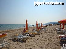 [P07] plaja de la Albena.Nisip foarte fin si apa foarte curata dar cam rece pentru inceputul lunii septembrie. » foto by crivel
 - 
<span class="allrVoted glyphicon glyphicon-heart hidden" id="av48927"></span>
<a class="m-l-10 hidden" id="sv48927" onclick="voting_Foto_DelVot(,48927,920)" role="button">șterge vot <span class="glyphicon glyphicon-remove"></span></a>
<a id="v948927" class=" c-red"  onclick="voting_Foto_SetVot(48927)" role="button"><span class="glyphicon glyphicon-heart-empty"></span> <b>LIKE</b> = Votează poza</a> <img class="hidden"  id="f48927W9" src="/imagini/loader.gif" border="0" /><span class="AjErrMes hidden" id="e48927ErM"></span>