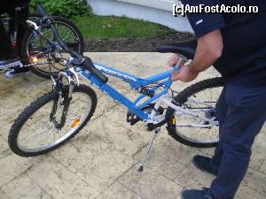 [P05] Jucarii prospete pentru clientii Kaliakra. Bicicleta este medie, cea neagra este mare, iar pentru copii este mai mica si are culoare mov » foto by fanespoitorul
 - 
<span class="allrVoted glyphicon glyphicon-heart hidden" id="av505276"></span>
<a class="m-l-10 hidden" id="sv505276" onclick="voting_Foto_DelVot(,505276,920)" role="button">șterge vot <span class="glyphicon glyphicon-remove"></span></a>
<a id="v9505276" class=" c-red"  onclick="voting_Foto_SetVot(505276)" role="button"><span class="glyphicon glyphicon-heart-empty"></span> <b>LIKE</b> = Votează poza</a> <img class="hidden"  id="f505276W9" src="/imagini/loader.gif" border="0" /><span class="AjErrMes hidden" id="e505276ErM"></span>