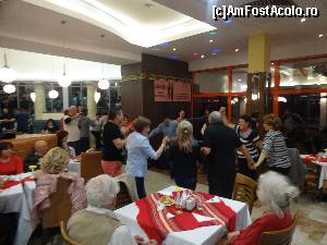 [P15] Distractie maxima chiar si la AI+ » foto by fanespoitorul
 - 
<span class="allrVoted glyphicon glyphicon-heart hidden" id="av608998"></span>
<a class="m-l-10 hidden" id="sv608998" onclick="voting_Foto_DelVot(,608998,920)" role="button">șterge vot <span class="glyphicon glyphicon-remove"></span></a>
<a id="v9608998" class=" c-red"  onclick="voting_Foto_SetVot(608998)" role="button"><span class="glyphicon glyphicon-heart-empty"></span> <b>LIKE</b> = Votează poza</a> <img class="hidden"  id="f608998W9" src="/imagini/loader.gif" border="0" /><span class="AjErrMes hidden" id="e608998ErM"></span>