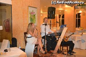 [P16] O seara cu muzica live » foto by marmin
 - 
<span class="allrVoted glyphicon glyphicon-heart hidden" id="av560729"></span>
<a class="m-l-10 hidden" id="sv560729" onclick="voting_Foto_DelVot(,560729,929)" role="button">șterge vot <span class="glyphicon glyphicon-remove"></span></a>
<a id="v9560729" class=" c-red"  onclick="voting_Foto_SetVot(560729)" role="button"><span class="glyphicon glyphicon-heart-empty"></span> <b>LIKE</b> = Votează poza</a> <img class="hidden"  id="f560729W9" src="/imagini/loader.gif" border="0" /><span class="AjErrMes hidden" id="e560729ErM"></span>