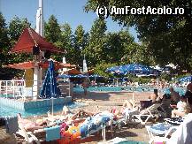 [P23] Ring de dans la piscina Ralitsei 3*-locul unde animatorii îi fac pe turisti sa se simta bine » foto by Patras Camelia
 - 
<span class="allrVoted glyphicon glyphicon-heart hidden" id="av12259"></span>
<a class="m-l-10 hidden" id="sv12259" onclick="voting_Foto_DelVot(,12259,976)" role="button">șterge vot <span class="glyphicon glyphicon-remove"></span></a>
<a id="v912259" class=" c-red"  onclick="voting_Foto_SetVot(12259)" role="button"><span class="glyphicon glyphicon-heart-empty"></span> <b>LIKE</b> = Votează poza</a> <img class="hidden"  id="f12259W9" src="/imagini/loader.gif" border="0" /><span class="AjErrMes hidden" id="e12259ErM"></span>