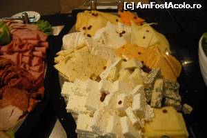 [P11] Brânza. Mai ales cea cu mucegai, preferata noastră.  » foto by Zoazore
 - 
<span class="allrVoted glyphicon glyphicon-heart hidden" id="av637036"></span>
<a class="m-l-10 hidden" id="sv637036" onclick="voting_Foto_DelVot(,637036,976)" role="button">șterge vot <span class="glyphicon glyphicon-remove"></span></a>
<a id="v9637036" class=" c-red"  onclick="voting_Foto_SetVot(637036)" role="button"><span class="glyphicon glyphicon-heart-empty"></span> <b>LIKE</b> = Votează poza</a> <img class="hidden"  id="f637036W9" src="/imagini/loader.gif" border="0" /><span class="AjErrMes hidden" id="e637036ErM"></span>