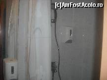 [P39] dozatoarele de sapun si gel in baie...  » foto by kukla
 - 
<span class="allrVoted glyphicon glyphicon-heart hidden" id="av463185"></span>
<a class="m-l-10 hidden" id="sv463185" onclick="voting_Foto_DelVot(,463185,976)" role="button">șterge vot <span class="glyphicon glyphicon-remove"></span></a>
<a id="v9463185" class=" c-red"  onclick="voting_Foto_SetVot(463185)" role="button"><span class="glyphicon glyphicon-heart-empty"></span> <b>LIKE</b> = Votează poza</a> <img class="hidden"  id="f463185W9" src="/imagini/loader.gif" border="0" /><span class="AjErrMes hidden" id="e463185ErM"></span>