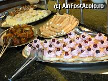 [P19] aceleasi dulciuri » foto by adrian/
 - 
<span class="allrVoted glyphicon glyphicon-heart hidden" id="av11859"></span>
<a class="m-l-10 hidden" id="sv11859" onclick="voting_Foto_DelVot(,11859,978)" role="button">șterge vot <span class="glyphicon glyphicon-remove"></span></a>
<a id="v911859" class=" c-red"  onclick="voting_Foto_SetVot(11859)" role="button"><span class="glyphicon glyphicon-heart-empty"></span> <b>LIKE</b> = Votează poza</a> <img class="hidden"  id="f11859W9" src="/imagini/loader.gif" border="0" /><span class="AjErrMes hidden" id="e11859ErM"></span>