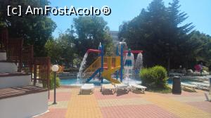 [P13] Piscina copii » foto by AZE
 - 
<span class="allrVoted glyphicon glyphicon-heart hidden" id="av984945"></span>
<a class="m-l-10 hidden" id="sv984945" onclick="voting_Foto_DelVot(,984945,979)" role="button">șterge vot <span class="glyphicon glyphicon-remove"></span></a>
<a id="v9984945" class=" c-red"  onclick="voting_Foto_SetVot(984945)" role="button"><span class="glyphicon glyphicon-heart-empty"></span> <b>LIKE</b> = Votează poza</a> <img class="hidden"  id="f984945W9" src="/imagini/loader.gif" border="0" /><span class="AjErrMes hidden" id="e984945ErM"></span>