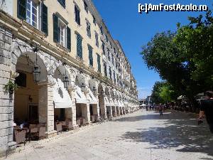 [P16] Corfu Town: Liston » foto by Ammelie
 - 
<span class="allrVoted glyphicon glyphicon-heart hidden" id="av623590"></span>
<a class="m-l-10 hidden" id="sv623590" onclick="voting_Foto_DelVot(,623590,993)" role="button">șterge vot <span class="glyphicon glyphicon-remove"></span></a>
<a id="v9623590" class=" c-red"  onclick="voting_Foto_SetVot(623590)" role="button"><span class="glyphicon glyphicon-heart-empty"></span> <b>LIKE</b> = Votează poza</a> <img class="hidden"  id="f623590W9" src="/imagini/loader.gif" border="0" /><span class="AjErrMes hidden" id="e623590ErM"></span>