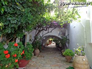 [P06] Manastirea Paleokastritsa » foto by Ammelie
 - 
<span class="allrVoted glyphicon glyphicon-heart hidden" id="av623580"></span>
<a class="m-l-10 hidden" id="sv623580" onclick="voting_Foto_DelVot(,623580,993)" role="button">șterge vot <span class="glyphicon glyphicon-remove"></span></a>
<a id="v9623580" class=" c-red"  onclick="voting_Foto_SetVot(623580)" role="button"><span class="glyphicon glyphicon-heart-empty"></span> <b>LIKE</b> = Votează poza</a> <img class="hidden"  id="f623580W9" src="/imagini/loader.gif" border="0" /><span class="AjErrMes hidden" id="e623580ErM"></span>