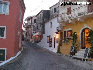 [P05] Satul Sinarades - Insula Corfu » foto by vlado2
 - 
<span class="allrVoted glyphicon glyphicon-heart hidden" id="av575097"></span>
<a class="m-l-10 hidden" id="sv575097" onclick="voting_Foto_DelVot(,575097,993)" role="button">șterge vot <span class="glyphicon glyphicon-remove"></span></a>
<a id="v9575097" class=" c-red"  onclick="voting_Foto_SetVot(575097)" role="button"><span class="glyphicon glyphicon-heart-empty"></span> <b>LIKE</b> = Votează poza</a> <img class="hidden"  id="f575097W9" src="/imagini/loader.gif" border="0" /><span class="AjErrMes hidden" id="e575097ErM"></span>