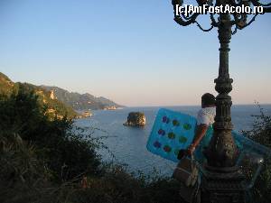 [P12] Tarmul vestic al insulei Corfu vazut de la plaja Gyaliscari.  » foto by calatorul
 - 
<span class="allrVoted glyphicon glyphicon-heart hidden" id="av564734"></span>
<a class="m-l-10 hidden" id="sv564734" onclick="voting_Foto_DelVot(,564734,993)" role="button">șterge vot <span class="glyphicon glyphicon-remove"></span></a>
<a id="v9564734" class=" c-red"  onclick="voting_Foto_SetVot(564734)" role="button"><span class="glyphicon glyphicon-heart-empty"></span> <b>LIKE</b> = Votează poza</a> <img class="hidden"  id="f564734W9" src="/imagini/loader.gif" border="0" /><span class="AjErrMes hidden" id="e564734ErM"></span>