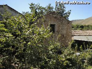 [P12] Case în Paleo Perithia » foto by ebirsan
 - 
<span class="allrVoted glyphicon glyphicon-heart hidden" id="av563081"></span>
<a class="m-l-10 hidden" id="sv563081" onclick="voting_Foto_DelVot(,563081,993)" role="button">șterge vot <span class="glyphicon glyphicon-remove"></span></a>
<a id="v9563081" class=" c-red"  onclick="voting_Foto_SetVot(563081)" role="button"><span class="glyphicon glyphicon-heart-empty"></span> <b>LIKE</b> = Votează poza</a> <img class="hidden"  id="f563081W9" src="/imagini/loader.gif" border="0" /><span class="AjErrMes hidden" id="e563081ErM"></span>