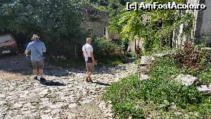 [P15] Paleo Perithia - Ulița satului » foto by ebirsan
 - 
<span class="allrVoted glyphicon glyphicon-heart hidden" id="av563085"></span>
<a class="m-l-10 hidden" id="sv563085" onclick="voting_Foto_DelVot(,563085,993)" role="button">șterge vot <span class="glyphicon glyphicon-remove"></span></a>
<a id="v9563085" class=" c-red"  onclick="voting_Foto_SetVot(563085)" role="button"><span class="glyphicon glyphicon-heart-empty"></span> <b>LIKE</b> = Votează poza</a> <img class="hidden"  id="f563085W9" src="/imagini/loader.gif" border="0" /><span class="AjErrMes hidden" id="e563085ErM"></span>