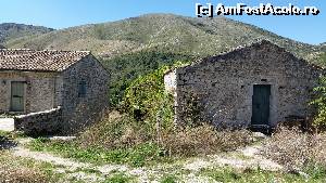 [P06] Case în Paleo Perithia » foto by ebirsan
 - 
<span class="allrVoted glyphicon glyphicon-heart hidden" id="av563074"></span>
<a class="m-l-10 hidden" id="sv563074" onclick="voting_Foto_DelVot(,563074,993)" role="button">șterge vot <span class="glyphicon glyphicon-remove"></span></a>
<a id="v9563074" class=" c-red"  onclick="voting_Foto_SetVot(563074)" role="button"><span class="glyphicon glyphicon-heart-empty"></span> <b>LIKE</b> = Votează poza</a> <img class="hidden"  id="f563074W9" src="/imagini/loader.gif" border="0" /><span class="AjErrMes hidden" id="e563074ErM"></span>