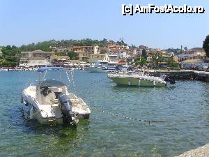 [P12] Kassiopi, imagine din port » foto by sorin_g
 - 
<span class="allrVoted glyphicon glyphicon-heart hidden" id="av434592"></span>
<a class="m-l-10 hidden" id="sv434592" onclick="voting_Foto_DelVot(,434592,993)" role="button">șterge vot <span class="glyphicon glyphicon-remove"></span></a>
<a id="v9434592" class=" c-red"  onclick="voting_Foto_SetVot(434592)" role="button"><span class="glyphicon glyphicon-heart-empty"></span> <b>LIKE</b> = Votează poza</a> <img class="hidden"  id="f434592W9" src="/imagini/loader.gif" border="0" /><span class="AjErrMes hidden" id="e434592ErM"></span>