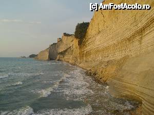 [P19] Peroulades, Logas Beach (Sunset Beach)  » foto by sorin_g
 - 
<span class="allrVoted glyphicon glyphicon-heart hidden" id="av434604"></span>
<a class="m-l-10 hidden" id="sv434604" onclick="voting_Foto_DelVot(,434604,993)" role="button">șterge vot <span class="glyphicon glyphicon-remove"></span></a>
<a id="v9434604" class=" c-red"  onclick="voting_Foto_SetVot(434604)" role="button"><span class="glyphicon glyphicon-heart-empty"></span> <b>LIKE</b> = Votează poza</a> <img class="hidden"  id="f434604W9" src="/imagini/loader.gif" border="0" /><span class="AjErrMes hidden" id="e434604ErM"></span>