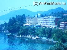 [P04] Perama - hotel Oasis si anexele sale... fotografie facuta de la terasa care este la cateva sute de metri mai jos, pe drumul spre Kerkyra » foto by andrei09
 - 
<span class="allrVoted glyphicon glyphicon-heart hidden" id="av12545"></span>
<a class="m-l-10 hidden" id="sv12545" onclick="voting_Foto_DelVot(,12545,993)" role="button">șterge vot <span class="glyphicon glyphicon-remove"></span></a>
<a id="v912545" class=" c-red"  onclick="voting_Foto_SetVot(12545)" role="button"><span class="glyphicon glyphicon-heart-empty"></span> <b>LIKE</b> = Votează poza</a> <img class="hidden"  id="f12545W9" src="/imagini/loader.gif" border="0" /><span class="AjErrMes hidden" id="e12545ErM"></span>
