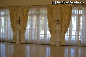 [P109] 4d) Palatul Achillion » foto by adryana
 - 
<span class="allrVoted glyphicon glyphicon-heart hidden" id="av670265"></span>
<a class="m-l-10 hidden" id="sv670265" onclick="voting_Foto_DelVot(,670265,993)" role="button">șterge vot <span class="glyphicon glyphicon-remove"></span></a>
<a id="v9670265" class=" c-red"  onclick="voting_Foto_SetVot(670265)" role="button"><span class="glyphicon glyphicon-heart-empty"></span> <b>LIKE</b> = Votează poza</a> <img class="hidden"  id="f670265W9" src="/imagini/loader.gif" border="0" /><span class="AjErrMes hidden" id="e670265ErM"></span>