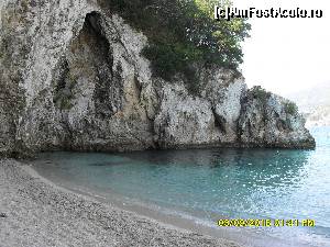 [P200] 6e) plaja Rovinia » foto by adryana
 - 
<span class="allrVoted glyphicon glyphicon-heart hidden" id="av672035"></span>
<a class="m-l-10 hidden" id="sv672035" onclick="voting_Foto_DelVot(,672035,993)" role="button">șterge vot <span class="glyphicon glyphicon-remove"></span></a>
<a id="v9672035" class=" c-red"  onclick="voting_Foto_SetVot(672035)" role="button"><span class="glyphicon glyphicon-heart-empty"></span> <b>LIKE</b> = Votează poza</a> <img class="hidden"  id="f672035W9" src="/imagini/loader.gif" border="0" /><span class="AjErrMes hidden" id="e672035ErM"></span>