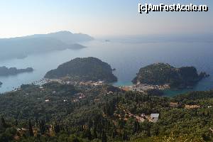 [P21] 6a) Paleokastritsa- taverna Bella Vista-priveliste vazuta de la taverna » foto by adryana
 - 
<span class="allrVoted glyphicon glyphicon-heart hidden" id="av671837"></span>
<a class="m-l-10 hidden" id="sv671837" onclick="voting_Foto_DelVot(,671837,993)" role="button">șterge vot <span class="glyphicon glyphicon-remove"></span></a>
<a id="v9671837" class=" c-red"  onclick="voting_Foto_SetVot(671837)" role="button"><span class="glyphicon glyphicon-heart-empty"></span> <b>LIKE</b> = Votează poza</a> <img class="hidden"  id="f671837W9" src="/imagini/loader.gif" border="0" /><span class="AjErrMes hidden" id="e671837ErM"></span>