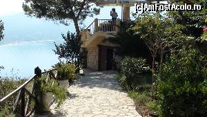 [P224] 7a) Afionas-la taverna Dyonissos » foto by adryana
 - 
<span class="allrVoted glyphicon glyphicon-heart hidden" id="av672060"></span>
<a class="m-l-10 hidden" id="sv672060" onclick="voting_Foto_DelVot(,672060,993)" role="button">șterge vot <span class="glyphicon glyphicon-remove"></span></a>
<a id="v9672060" class=" c-red"  onclick="voting_Foto_SetVot(672060)" role="button"><span class="glyphicon glyphicon-heart-empty"></span> <b>LIKE</b> = Votează poza</a> <img class="hidden"  id="f672060W9" src="/imagini/loader.gif" border="0" /><span class="AjErrMes hidden" id="e672060ErM"></span>