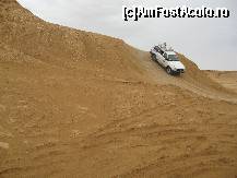 [P22] Cu jeep-urile în deşert » foto by EDITCEC
 - 
<span class="allrVoted glyphicon glyphicon-heart hidden" id="av67430"></span>
<a class="m-l-10 hidden" id="sv67430" onclick="voting_Foto_DelVot(,67430,997)" role="button">șterge vot <span class="glyphicon glyphicon-remove"></span></a>
<a id="v967430" class=" c-red"  onclick="voting_Foto_SetVot(67430)" role="button"><span class="glyphicon glyphicon-heart-empty"></span> <b>LIKE</b> = Votează poza</a> <img class="hidden"  id="f67430W9" src="/imagini/loader.gif" border="0" /><span class="AjErrMes hidden" id="e67430ErM"></span>