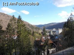 [P14] Sinaia văzută de sus de la mănăstire » foto by geta10
 - 
<span class="allrVoted glyphicon glyphicon-heart hidden" id="av1296715"></span>
<a class="m-l-10 hidden" id="sv1296715" onclick="voting_Foto_DelVot(,1296715,1004)" role="button">șterge vot <span class="glyphicon glyphicon-remove"></span></a>
<a id="v91296715" class=" c-red"  onclick="voting_Foto_SetVot(1296715)" role="button"><span class="glyphicon glyphicon-heart-empty"></span> <b>LIKE</b> = Votează poza</a> <img class="hidden"  id="f1296715W9" src="/imagini/loader.gif" border="0" /><span class="AjErrMes hidden" id="e1296715ErM"></span>