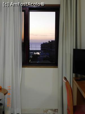 [P11] Hotel Principe Paz, vedere de pe fereastră, dimineaţa » foto by irinad
 - 
<span class="allrVoted glyphicon glyphicon-heart hidden" id="av1299021"></span>
<a class="m-l-10 hidden" id="sv1299021" onclick="voting_Foto_DelVot(,1299021,1036)" role="button">șterge vot <span class="glyphicon glyphicon-remove"></span></a>
<a id="v91299021" class=" c-red"  onclick="voting_Foto_SetVot(1299021)" role="button"><span class="glyphicon glyphicon-heart-empty"></span> <b>LIKE</b> = Votează poza</a> <img class="hidden"  id="f1299021W9" src="/imagini/loader.gif" border="0" /><span class="AjErrMes hidden" id="e1299021ErM"></span>