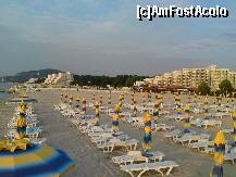 [P11] Cealalta jumatate de plaja destinata hotelurilor mentionate in fotografia anterioara. » foto by fababei
 - 
<span class="allrVoted glyphicon glyphicon-heart hidden" id="av247055"></span>
<a class="m-l-10 hidden" id="sv247055" onclick="voting_Foto_DelVot(,247055,1042)" role="button">șterge vot <span class="glyphicon glyphicon-remove"></span></a>
<a id="v9247055" class=" c-red"  onclick="voting_Foto_SetVot(247055)" role="button"><span class="glyphicon glyphicon-heart-empty"></span> <b>LIKE</b> = Votează poza</a> <img class="hidden"  id="f247055W9" src="/imagini/loader.gif" border="0" /><span class="AjErrMes hidden" id="e247055ErM"></span>