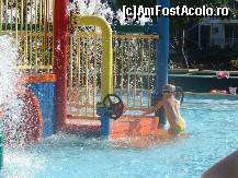 [P13] piscina pentru copii » foto by jenipirvu
 - 
<span class="allrVoted glyphicon glyphicon-heart hidden" id="av429725"></span>
<a class="m-l-10 hidden" id="sv429725" onclick="voting_Foto_DelVot(,429725,1042)" role="button">șterge vot <span class="glyphicon glyphicon-remove"></span></a>
<a id="v9429725" class=" c-red"  onclick="voting_Foto_SetVot(429725)" role="button"><span class="glyphicon glyphicon-heart-empty"></span> <b>LIKE</b> = Votează poza</a> <img class="hidden"  id="f429725W9" src="/imagini/loader.gif" border="0" /><span class="AjErrMes hidden" id="e429725ErM"></span>