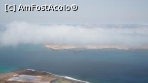 [P17] Mirador del Río, cu " râul" care desparte insula mare (Lanzarote) de La Graciosa » foto by DanCld
 - 
<span class="allrVoted glyphicon glyphicon-heart hidden" id="av1105804"></span>
<a class="m-l-10 hidden" id="sv1105804" onclick="voting_Foto_DelVot(,1105804,1154)" role="button">șterge vot <span class="glyphicon glyphicon-remove"></span></a>
<a id="v91105804" class=" c-red"  onclick="voting_Foto_SetVot(1105804)" role="button"><span class="glyphicon glyphicon-heart-empty"></span> <b>LIKE</b> = Votează poza</a> <img class="hidden"  id="f1105804W9" src="/imagini/loader.gif" border="0" /><span class="AjErrMes hidden" id="e1105804ErM"></span>