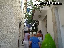 [P17] străduţele înguste ce te ajută să urci până la biserică » foto by mirelopodu*
 - 
<span class="allrVoted glyphicon glyphicon-heart hidden" id="av35935"></span>
<a class="m-l-10 hidden" id="sv35935" onclick="voting_Foto_DelVot(,35935,1166)" role="button">șterge vot <span class="glyphicon glyphicon-remove"></span></a>
<a id="v935935" class=" c-red"  onclick="voting_Foto_SetVot(35935)" role="button"><span class="glyphicon glyphicon-heart-empty"></span> <b>LIKE</b> = Votează poza</a> <img class="hidden"  id="f35935W9" src="/imagini/loader.gif" border="0" /><span class="AjErrMes hidden" id="e35935ErM"></span>
