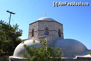 [P20] Capela sf. Ilie, Pyrgos » foto by Kyandra
 - 
<span class="allrVoted glyphicon glyphicon-heart hidden" id="av347713"></span>
<a class="m-l-10 hidden" id="sv347713" onclick="voting_Foto_DelVot(,347713,1177)" role="button">șterge vot <span class="glyphicon glyphicon-remove"></span></a>
<a id="v9347713" class=" c-red"  onclick="voting_Foto_SetVot(347713)" role="button"><span class="glyphicon glyphicon-heart-empty"></span> <b>LIKE</b> = Votează poza</a> <img class="hidden"  id="f347713W9" src="/imagini/loader.gif" border="0" /><span class="AjErrMes hidden" id="e347713ErM"></span>