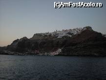 [P17] Fira, capitala insulei » foto by ancamariagadea*
 - 
<span class="allrVoted glyphicon glyphicon-heart hidden" id="av36031"></span>
<a class="m-l-10 hidden" id="sv36031" onclick="voting_Foto_DelVot(,36031,1177)" role="button">șterge vot <span class="glyphicon glyphicon-remove"></span></a>
<a id="v936031" class=" c-red"  onclick="voting_Foto_SetVot(36031)" role="button"><span class="glyphicon glyphicon-heart-empty"></span> <b>LIKE</b> = Votează poza</a> <img class="hidden"  id="f36031W9" src="/imagini/loader.gif" border="0" /><span class="AjErrMes hidden" id="e36031ErM"></span>