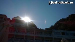 [P01] aparitia soarelui din spatele hotelului » foto by A&C
 - 
<span class="allrVoted glyphicon glyphicon-heart hidden" id="av655121"></span>
<a class="m-l-10 hidden" id="sv655121" onclick="voting_Foto_DelVot(,655121,1198)" role="button">șterge vot <span class="glyphicon glyphicon-remove"></span></a>
<a id="v9655121" class=" c-red"  onclick="voting_Foto_SetVot(655121)" role="button"><span class="glyphicon glyphicon-heart-empty"></span> <b>LIKE</b> = Votează poza</a> <img class="hidden"  id="f655121W9" src="/imagini/loader.gif" border="0" /><span class="AjErrMes hidden" id="e655121ErM"></span>