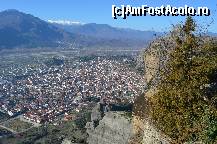 [P22] Kalambaka văzută de la Mânăstirea Sf. Ștefan.  » foto by Ioan Raita
 - 
<span class="allrVoted glyphicon glyphicon-heart hidden" id="av493070"></span>
<a class="m-l-10 hidden" id="sv493070" onclick="voting_Foto_DelVot(,493070,1227)" role="button">șterge vot <span class="glyphicon glyphicon-remove"></span></a>
<a id="v9493070" class=" c-red"  onclick="voting_Foto_SetVot(493070)" role="button"><span class="glyphicon glyphicon-heart-empty"></span> <b>LIKE</b> = Votează poza</a> <img class="hidden"  id="f493070W9" src="/imagini/loader.gif" border="0" /><span class="AjErrMes hidden" id="e493070ErM"></span>