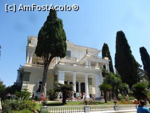 [P57] Palatul Achilleon » foto by nickro
 - 
<span class="allrVoted glyphicon glyphicon-heart hidden" id="av915321"></span>
<a class="m-l-10 hidden" id="sv915321" onclick="voting_Foto_DelVot(,915321,1227)" role="button">șterge vot <span class="glyphicon glyphicon-remove"></span></a>
<a id="v9915321" class=" c-red"  onclick="voting_Foto_SetVot(915321)" role="button"><span class="glyphicon glyphicon-heart-empty"></span> <b>LIKE</b> = Votează poza</a> <img class="hidden"  id="f915321W9" src="/imagini/loader.gif" border="0" /><span class="AjErrMes hidden" id="e915321ErM"></span>