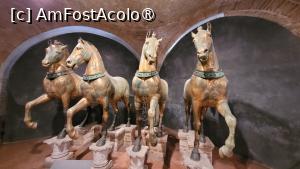 [P11] Adevaratii cai expusi in interiorul Bazilicii San Marco » foto by vlado2
 - 
<span class="allrVoted glyphicon glyphicon-heart hidden" id="av1528871"></span>
<a class="m-l-10 hidden" id="sv1528871" onclick="voting_Foto_DelVot(,1528871,1229)" role="button">șterge vot <span class="glyphicon glyphicon-remove"></span></a>
<a id="v91528871" class=" c-red"  onclick="voting_Foto_SetVot(1528871)" role="button"><span class="glyphicon glyphicon-heart-empty"></span> <b>LIKE</b> = Votează poza</a> <img class="hidden"  id="f1528871W9" src="/imagini/loader.gif" border="0" /><span class="AjErrMes hidden" id="e1528871ErM"></span>