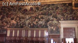 [P16] Impresionanta pictura din Sala Marelui Consiliu din Palatul Dogilor. Ea reprezintă, Paradisul' și este realizată de Tintoretto.  » foto by ovidiuyepi
 - 
<span class="allrVoted glyphicon glyphicon-heart hidden" id="av916426"></span>
<a class="m-l-10 hidden" id="sv916426" onclick="voting_Foto_DelVot(,916426,1229)" role="button">șterge vot <span class="glyphicon glyphicon-remove"></span></a>
<a id="v9916426" class=" c-red"  onclick="voting_Foto_SetVot(916426)" role="button"><span class="glyphicon glyphicon-heart-empty"></span> <b>LIKE</b> = Votează poza</a> <img class="hidden"  id="f916426W9" src="/imagini/loader.gif" border="0" /><span class="AjErrMes hidden" id="e916426ErM"></span>