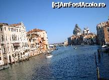 [P03] Vedere de pe Canal Grande - canalul principal al Venetiei » foto by Ellada_sagapo
 - 
<span class="allrVoted glyphicon glyphicon-heart hidden" id="av178555"></span>
<a class="m-l-10 hidden" id="sv178555" onclick="voting_Foto_DelVot(,178555,1229)" role="button">șterge vot <span class="glyphicon glyphicon-remove"></span></a>
<a id="v9178555" class=" c-red"  onclick="voting_Foto_SetVot(178555)" role="button"><span class="glyphicon glyphicon-heart-empty"></span> <b>LIKE</b> = Votează poza</a> <img class="hidden"  id="f178555W9" src="/imagini/loader.gif" border="0" /><span class="AjErrMes hidden" id="e178555ErM"></span>