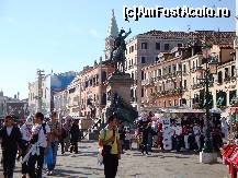 [P06] Veneția - statuia ecvestră a primului rege al Italiei unite, Victor Emmanuel al II-lea » foto by mariana.olaru
 - 
<span class="allrVoted glyphicon glyphicon-heart hidden" id="av185551"></span>
<a class="m-l-10 hidden" id="sv185551" onclick="voting_Foto_DelVot(,185551,1229)" role="button">șterge vot <span class="glyphicon glyphicon-remove"></span></a>
<a id="v9185551" class=" c-red"  onclick="voting_Foto_SetVot(185551)" role="button"><span class="glyphicon glyphicon-heart-empty"></span> <b>LIKE</b> = Votează poza</a> <img class="hidden"  id="f185551W9" src="/imagini/loader.gif" border="0" /><span class="AjErrMes hidden" id="e185551ErM"></span>