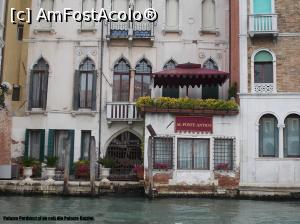 [P13] Veneția. Pe Canal Grande. <i>Ca 'Perducci</i> » foto by mihaelavoicu
 - 
<span class="allrVoted glyphicon glyphicon-heart hidden" id="av1213336"></span>
<a class="m-l-10 hidden" id="sv1213336" onclick="voting_Foto_DelVot(,1213336,1229)" role="button">șterge vot <span class="glyphicon glyphicon-remove"></span></a>
<a id="v91213336" class=" c-red"  onclick="voting_Foto_SetVot(1213336)" role="button"><span class="glyphicon glyphicon-heart-empty"></span> <b>LIKE</b> = Votează poza</a> <img class="hidden"  id="f1213336W9" src="/imagini/loader.gif" border="0" /><span class="AjErrMes hidden" id="e1213336ErM"></span>