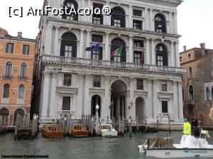 [P05] Canal Grande, Veneția. <i>Palazzo Grimani</i>. Primăria orașului Veneția. » foto by mihaelavoicu
 - 
<span class="allrVoted glyphicon glyphicon-heart hidden" id="av1214269"></span>
<a class="m-l-10 hidden" id="sv1214269" onclick="voting_Foto_DelVot(,1214269,1229)" role="button">șterge vot <span class="glyphicon glyphicon-remove"></span></a>
<a id="v91214269" class=" c-red"  onclick="voting_Foto_SetVot(1214269)" role="button"><span class="glyphicon glyphicon-heart-empty"></span> <b>LIKE</b> = Votează poza</a> <img class="hidden"  id="f1214269W9" src="/imagini/loader.gif" border="0" /><span class="AjErrMes hidden" id="e1214269ErM"></span>