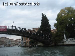 [P03] Veneția. Ponte dell Accademia. » foto by mihaelavoicu
 - 
<span class="allrVoted glyphicon glyphicon-heart hidden" id="av1214859"></span>
<a class="m-l-10 hidden" id="sv1214859" onclick="voting_Foto_DelVot(,1214859,1229)" role="button">șterge vot <span class="glyphicon glyphicon-remove"></span></a>
<a id="v91214859" class=" c-red"  onclick="voting_Foto_SetVot(1214859)" role="button"><span class="glyphicon glyphicon-heart-empty"></span> <b>LIKE</b> = Votează poza</a> <img class="hidden"  id="f1214859W9" src="/imagini/loader.gif" border="0" /><span class="AjErrMes hidden" id="e1214859ErM"></span>